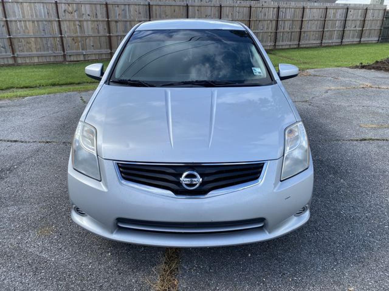 2012 Nissan Sentra 2.0 - Фото 2
