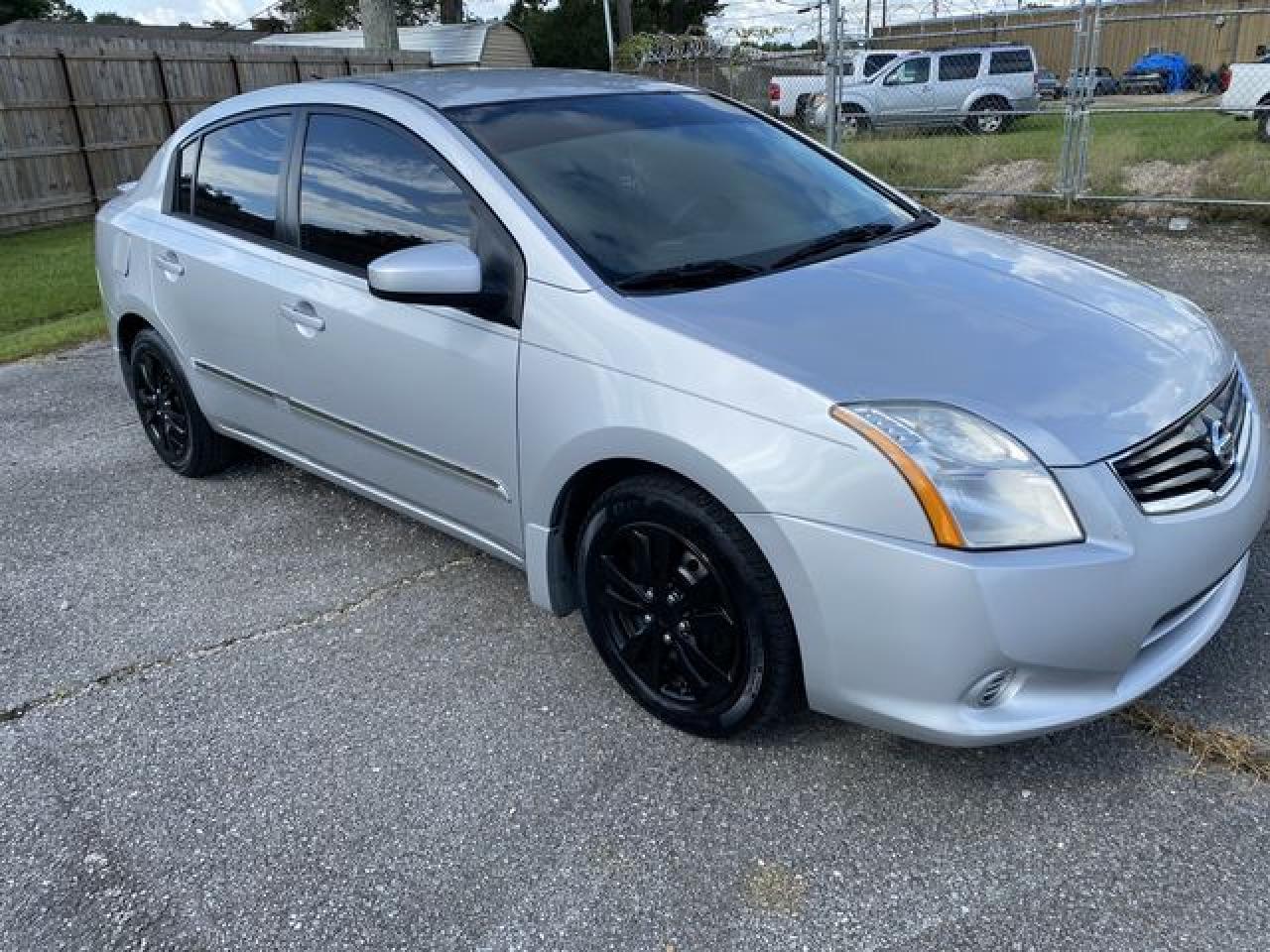2012 Nissan Sentra 2.0 - Фото 3