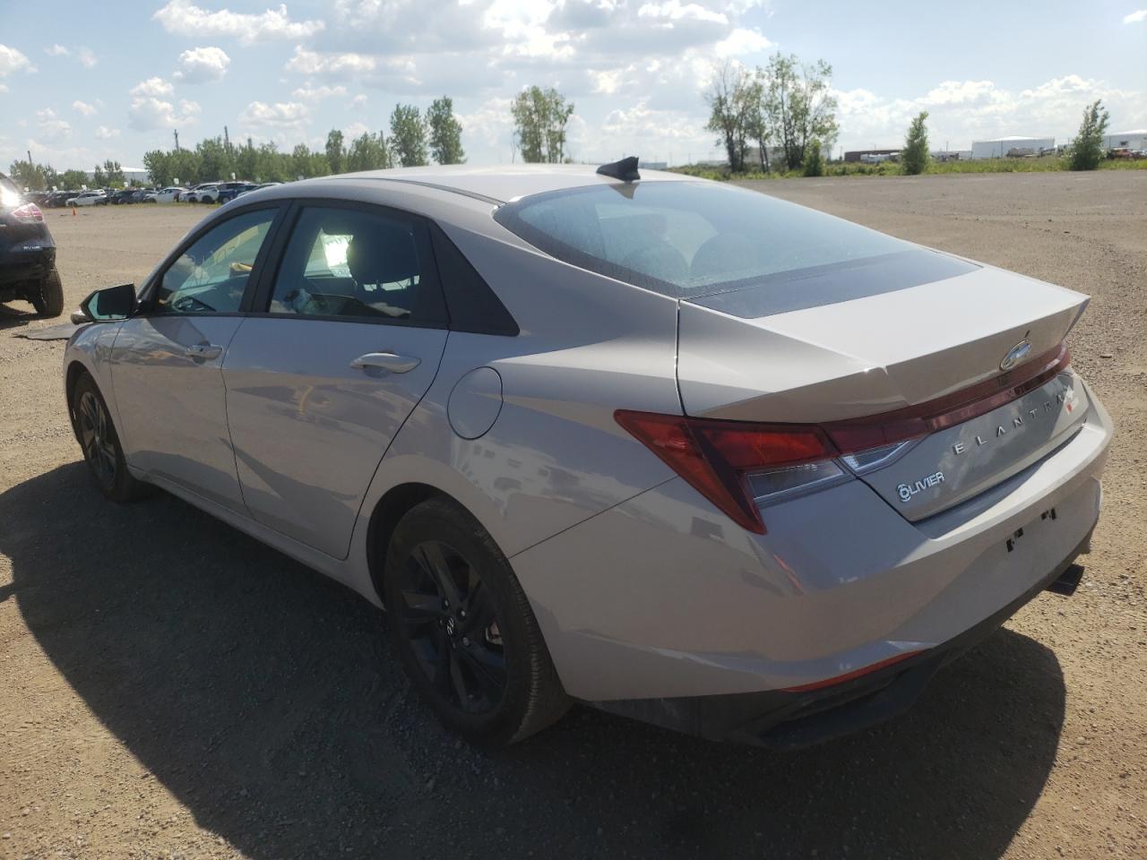 2022 Hyundai Elantra Sel - Image 3