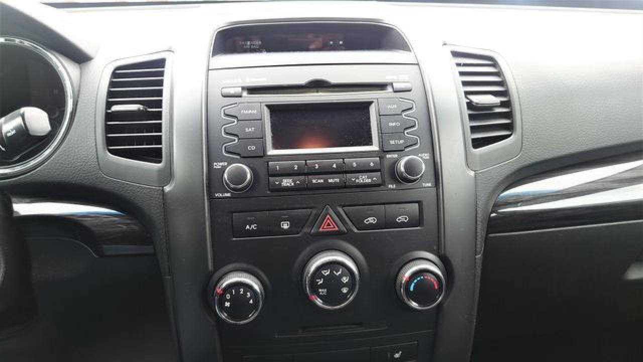 2011 Kia Sorento Base - Image 5