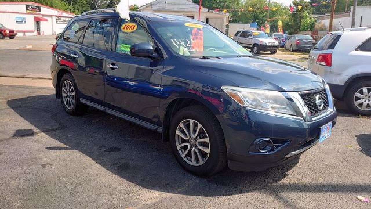 2013 Nissan Pathfinder S - Фото 3