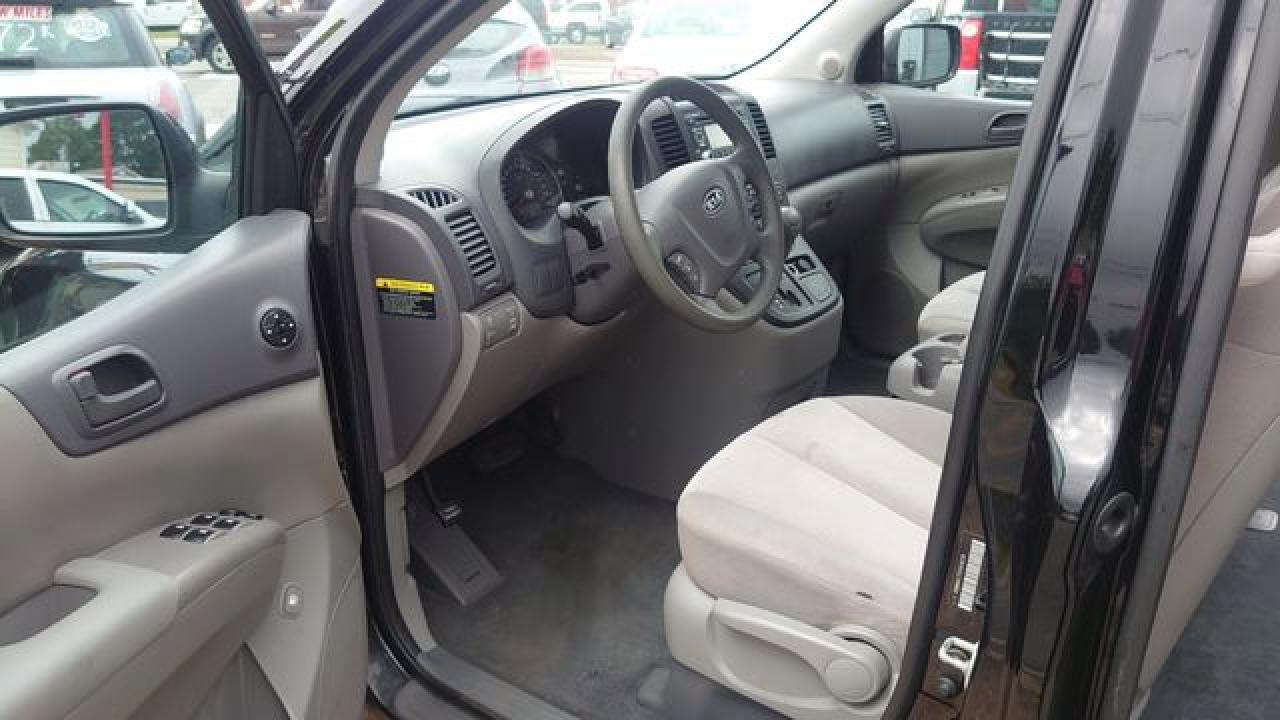 2012 Kia Sedona Lx - Фото 5