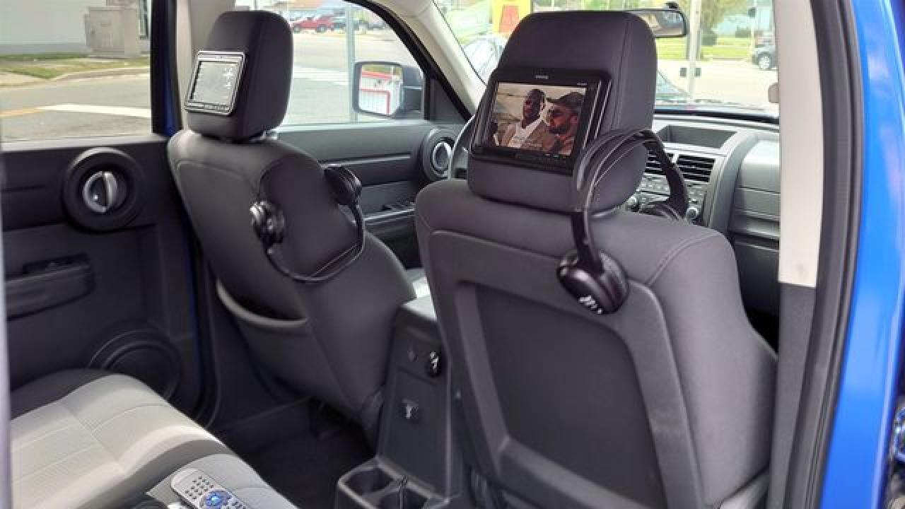 2007 Dodge Nitro Sxt - Image 6