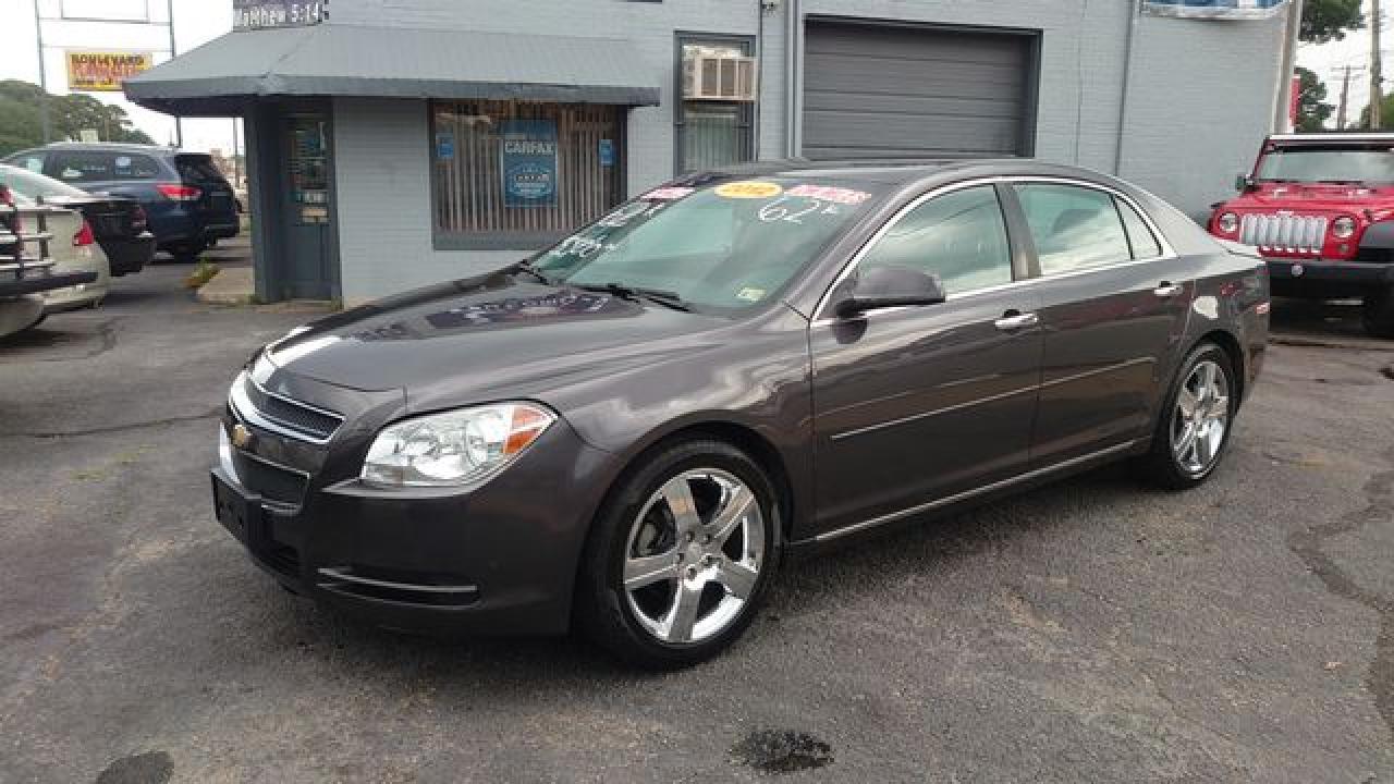 2012 Chevrolet Malibu 1Lt - Фото 2