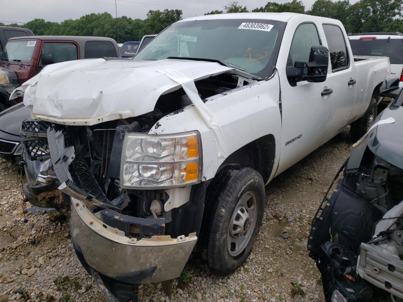 2012 Chevrolet Silverado C2500 Heavy Duty - Фото 2