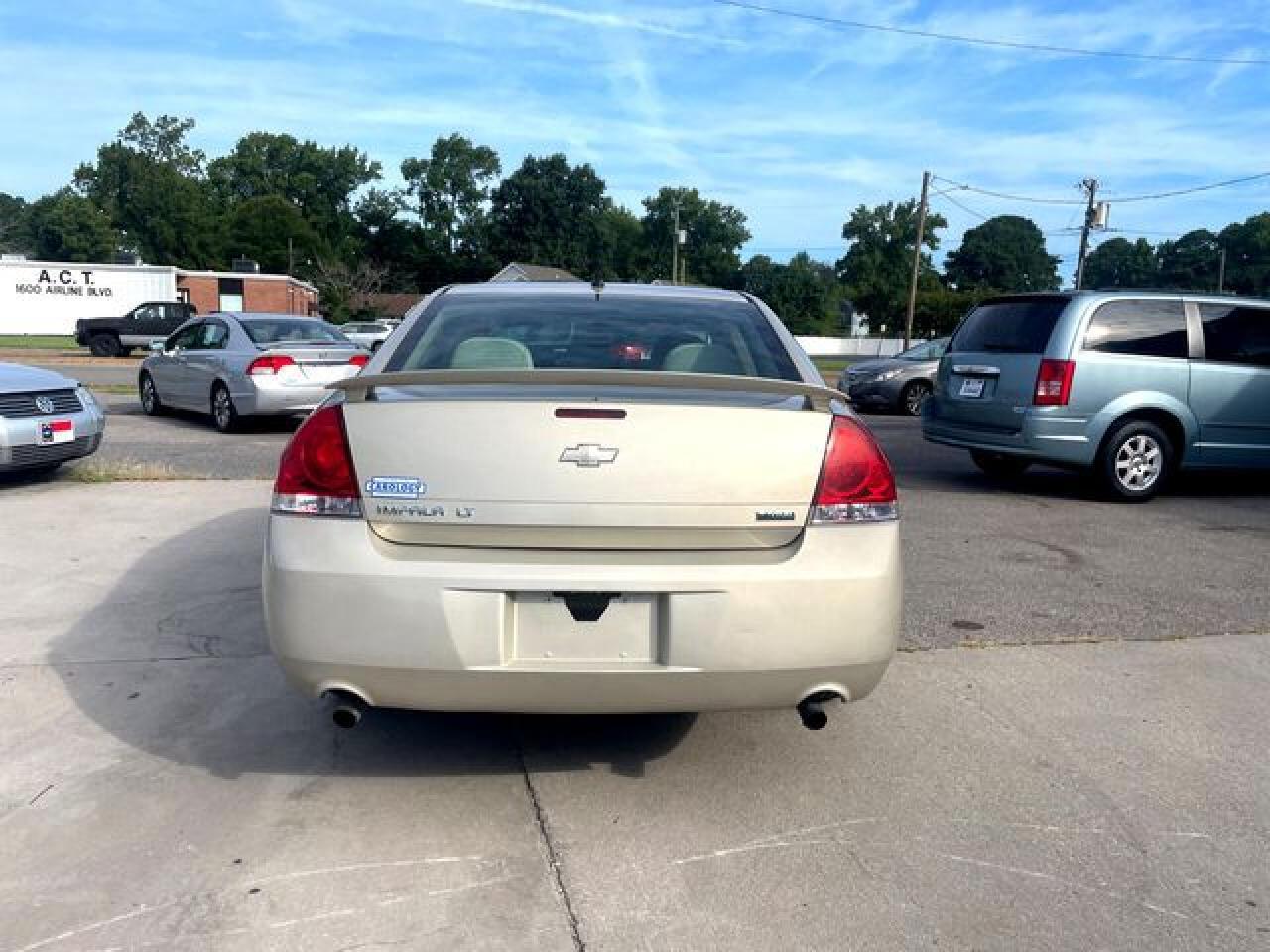 2012 Chevrolet Impala Lt - Image 4