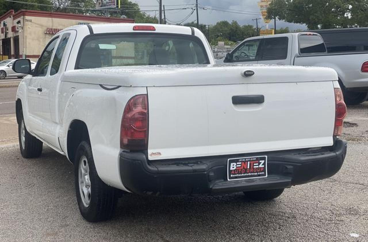 2015 Toyota Tacoma Access Cab - Image 4