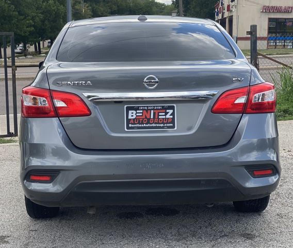 2017 Nissan Sentra S - Image 6