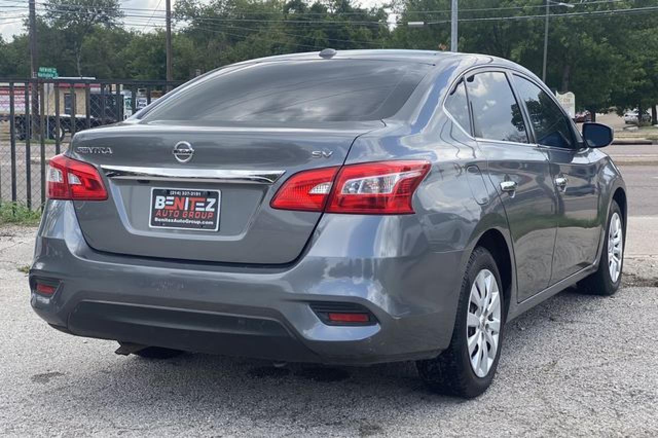2017 Nissan Sentra S - Image 7