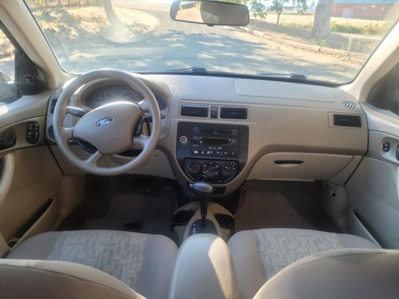 2005 Ford Focus Zx4 - Image 7