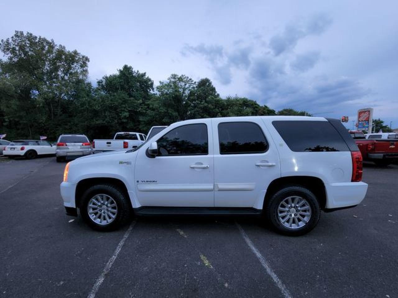 2008 GMC Yukon Hybrid - Фото 2