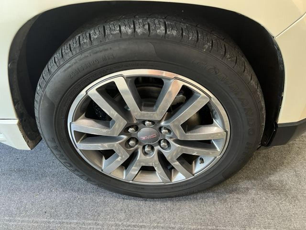 2013 GMC Acadia Denali - Фото 4