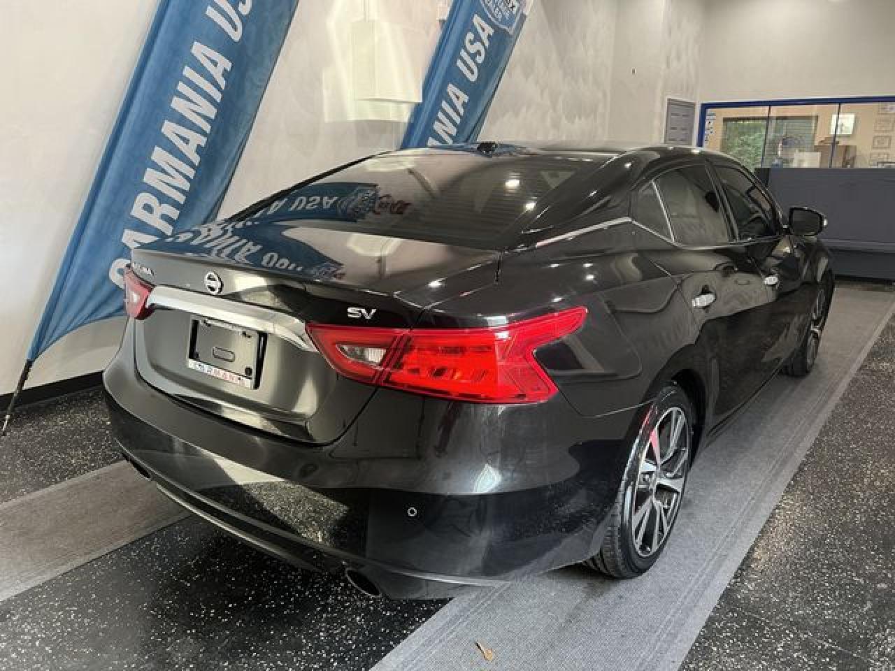 2017 Nissan Maxima 3.5S - Image 7