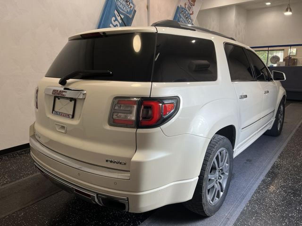 2013 GMC Acadia Denali - Фото 6