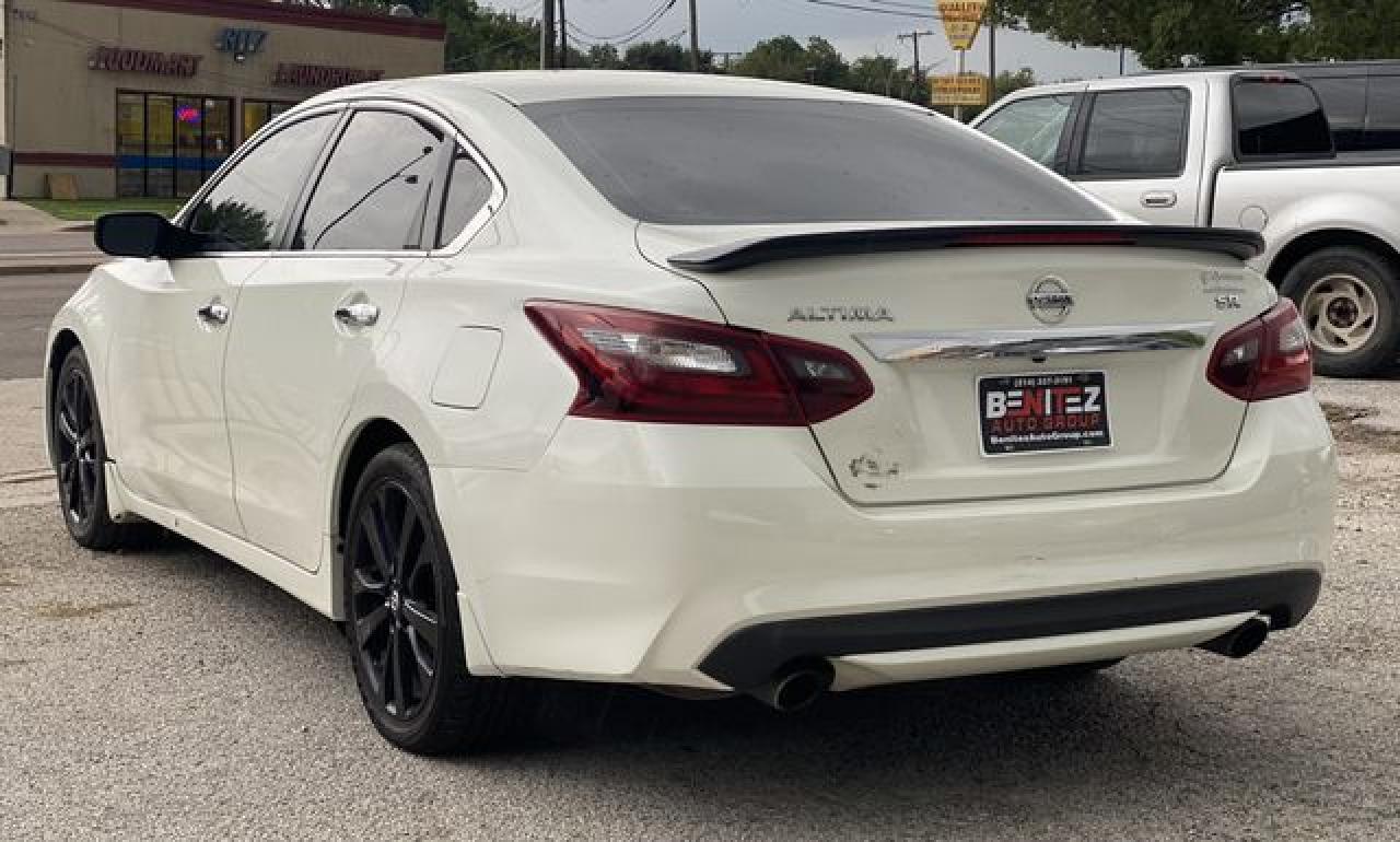 2017 Nissan Altima 2.5 - Image 5
