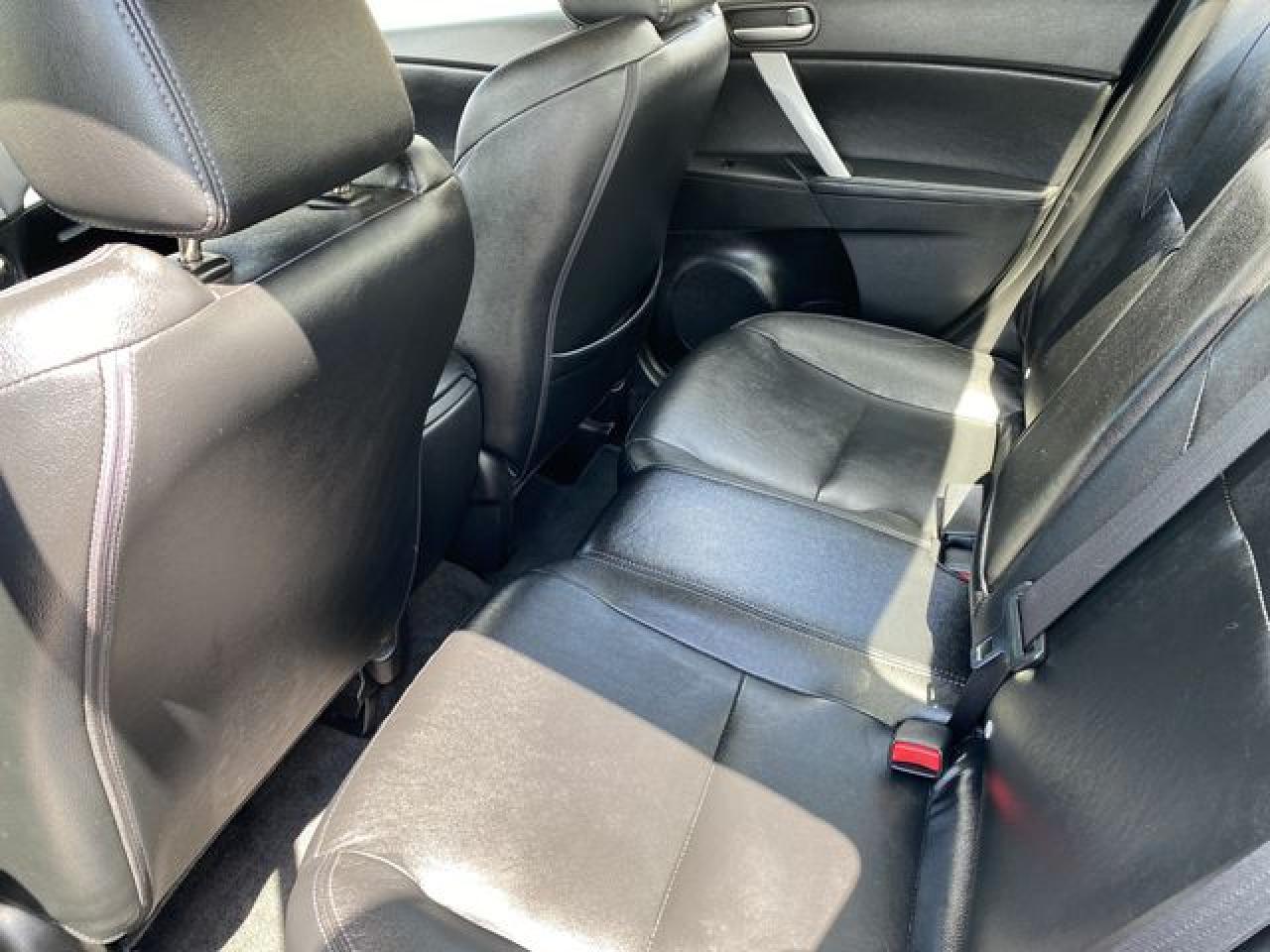 2012 Mazda 3 I - Image 7