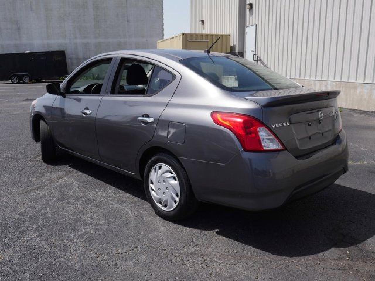 2017 Nissan Versa S - Image 7