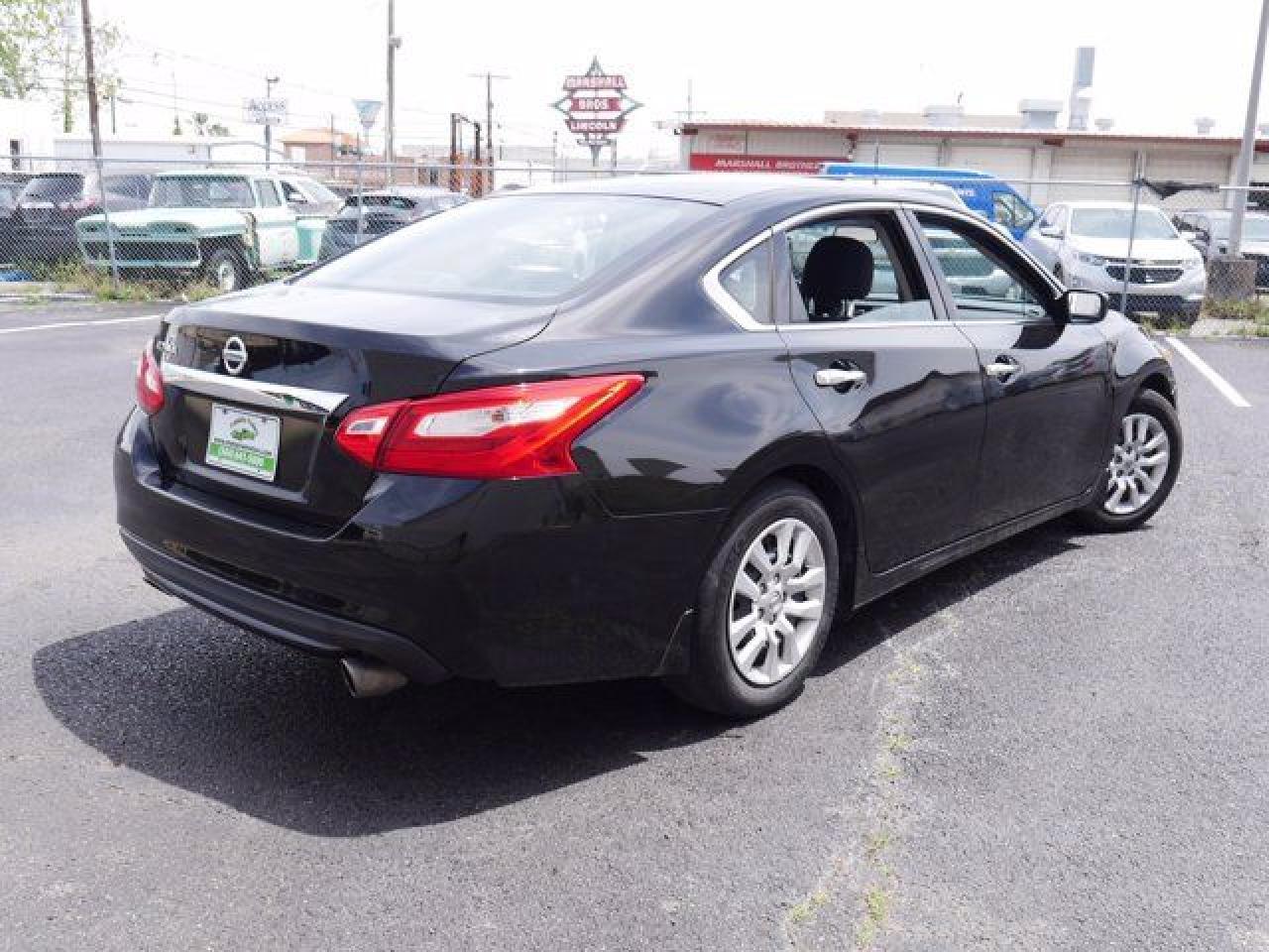 2016 Nissan Altima 2.5 - Фото 5
