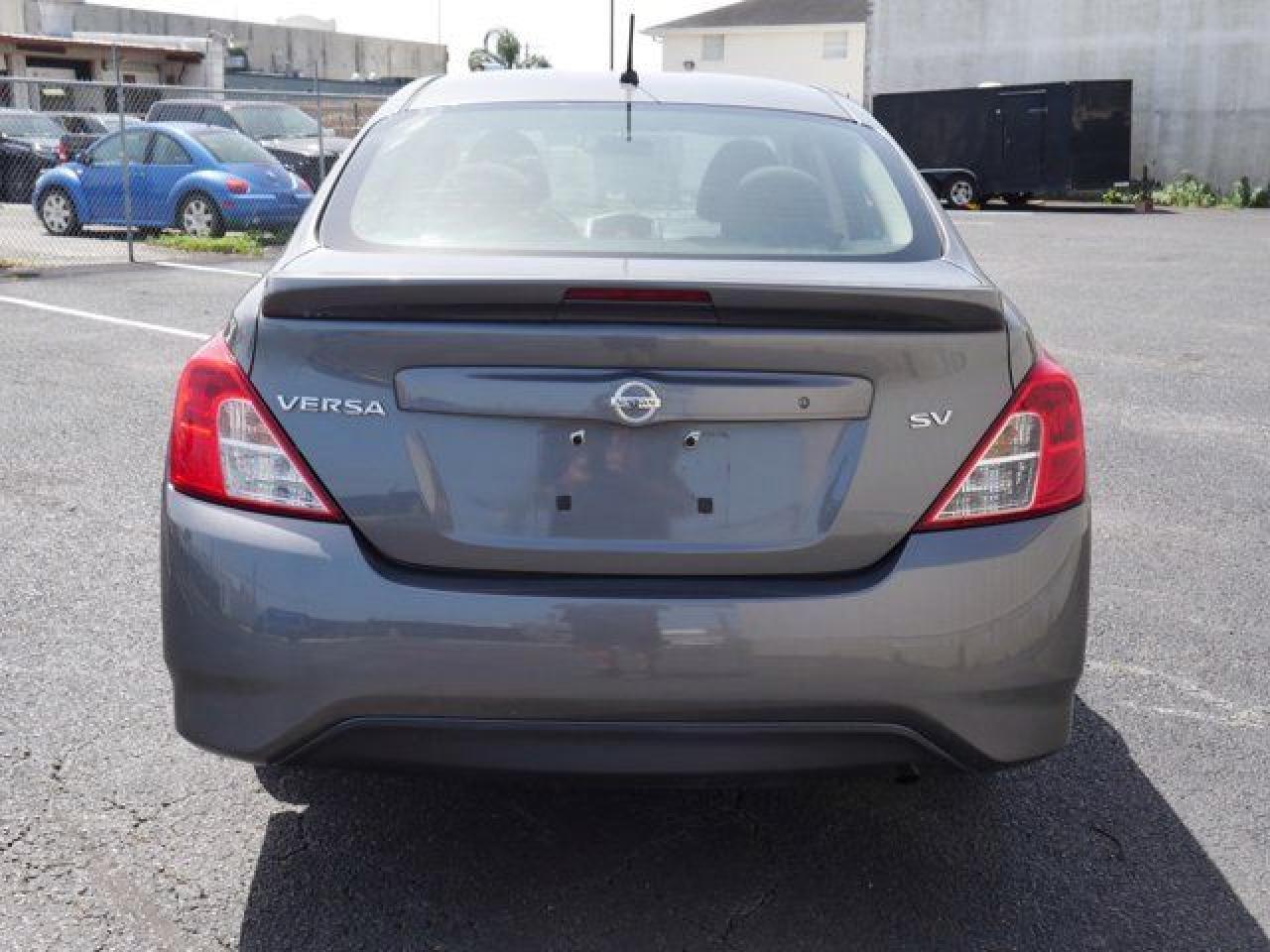 2017 Nissan Versa S - Image 6