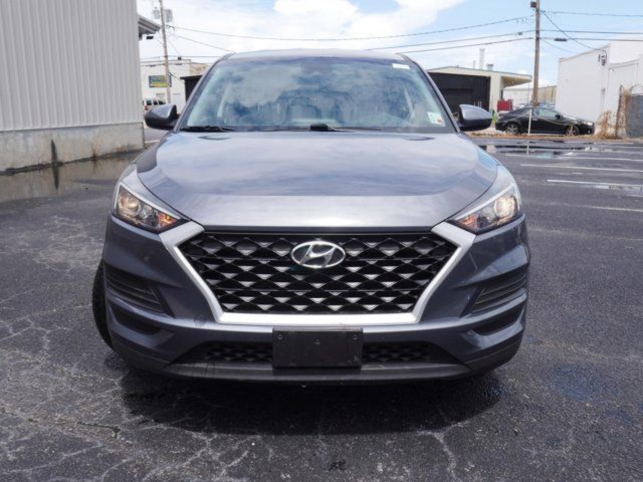 2019 Hyundai Tucson Se - Image 2
