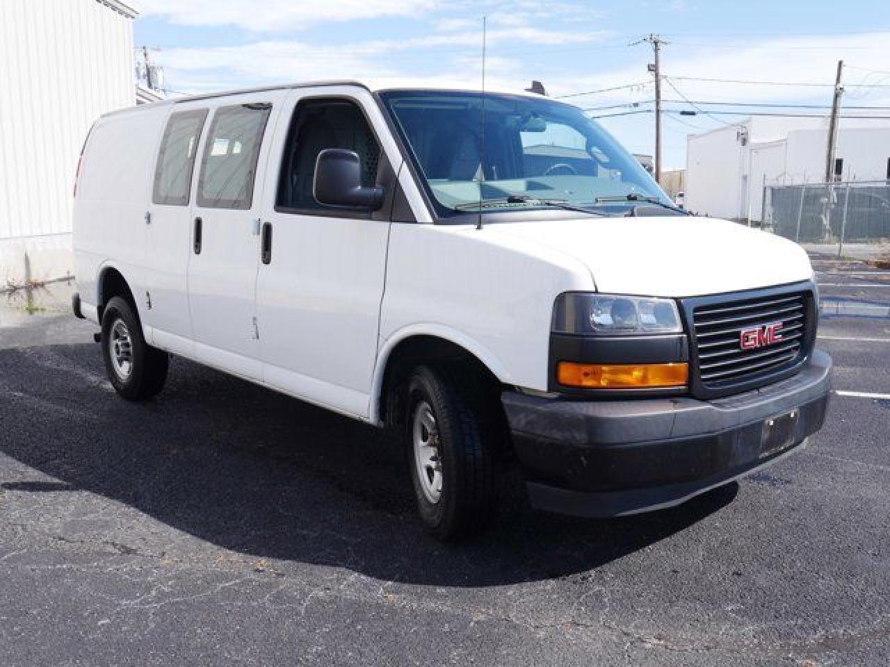 2020 GMC Savana G2500 - Фото 3