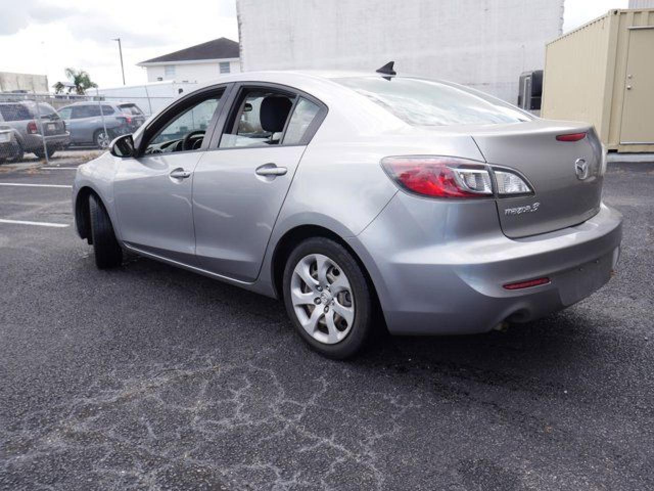 2012 Mazda 3 I - Фото 7
