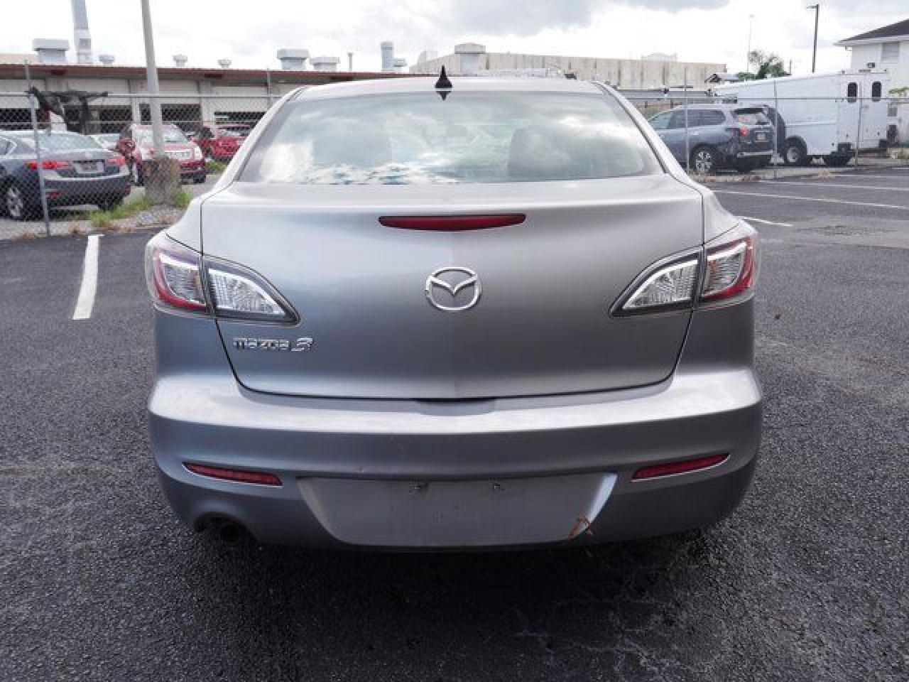 2012 Mazda 3 I - Фото 6