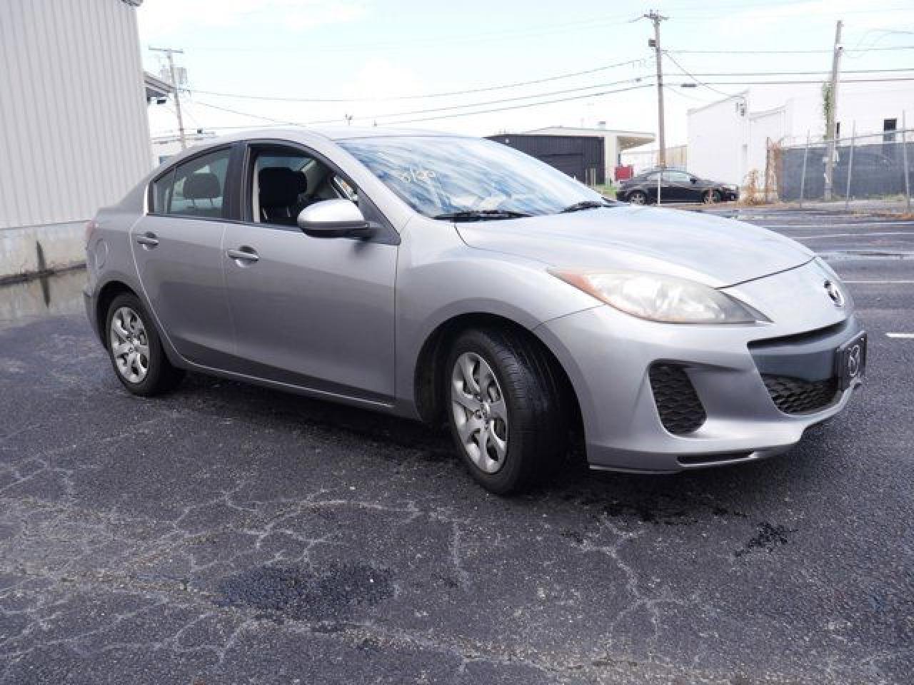 2012 Mazda 3 I - Фото 3