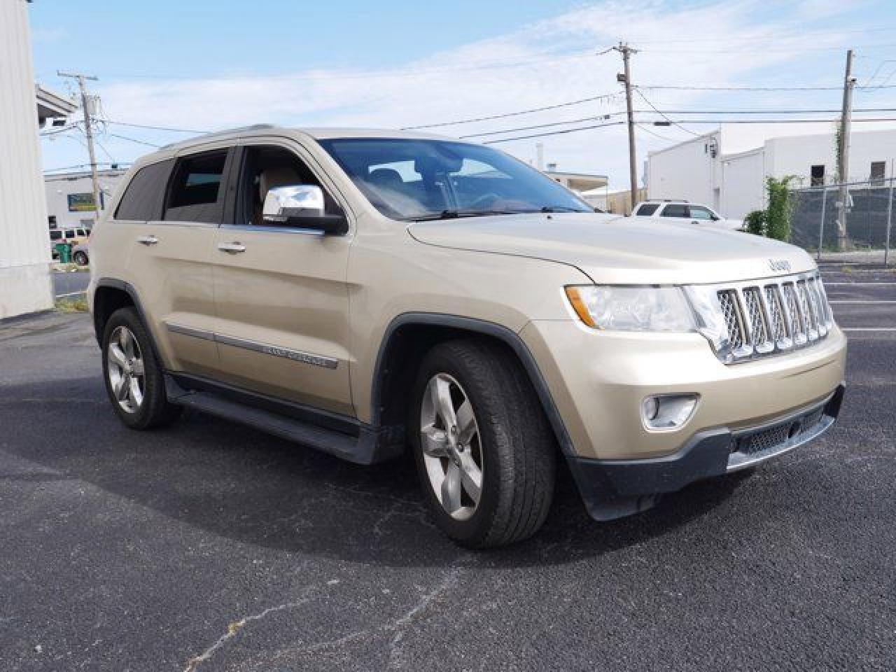 2012 Jeep Grand Cherokee Overland - Фото 3