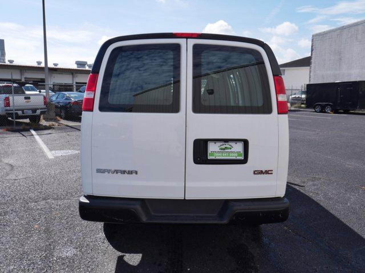 2020 GMC Savana G2500 - Фото 6