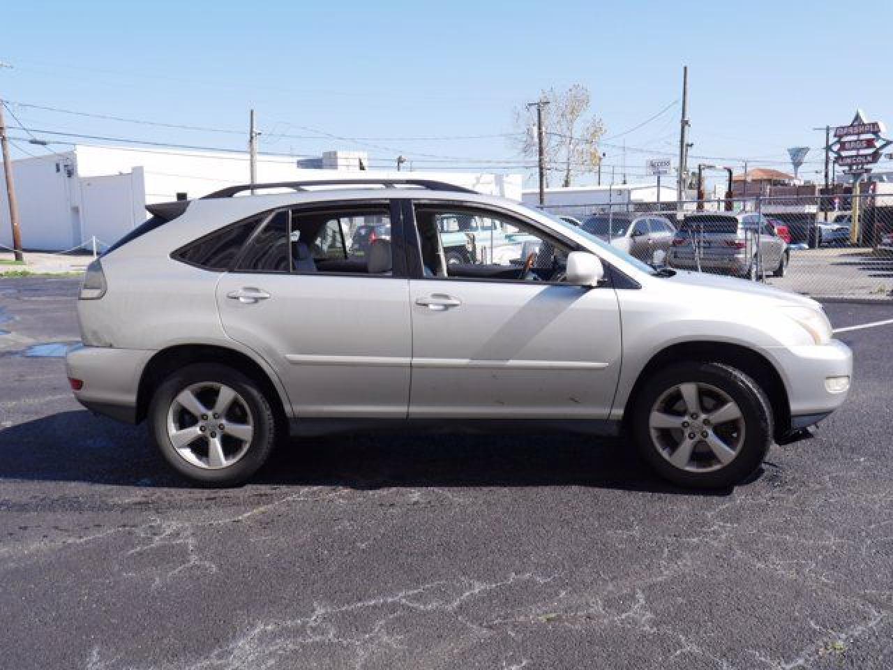 2004 Lexus Rx 330 - Image 4
