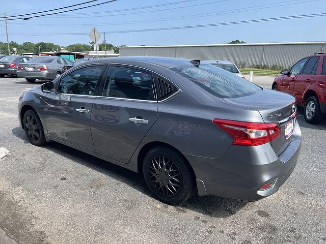 2016 Nissan Sentra S - Image 6