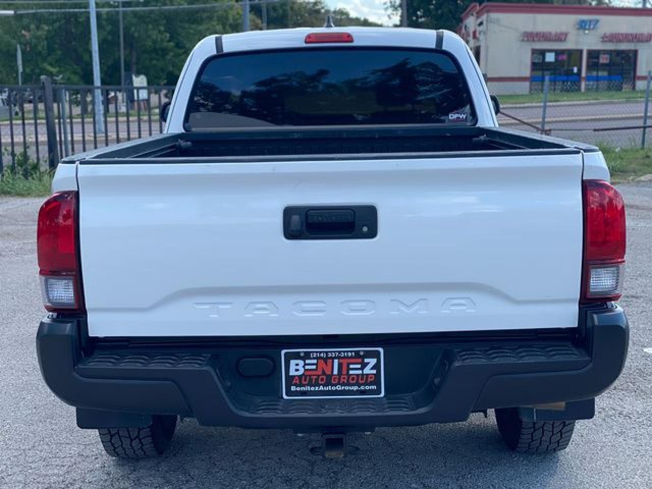 2018 Toyota Tacoma Access Cab - Image 5