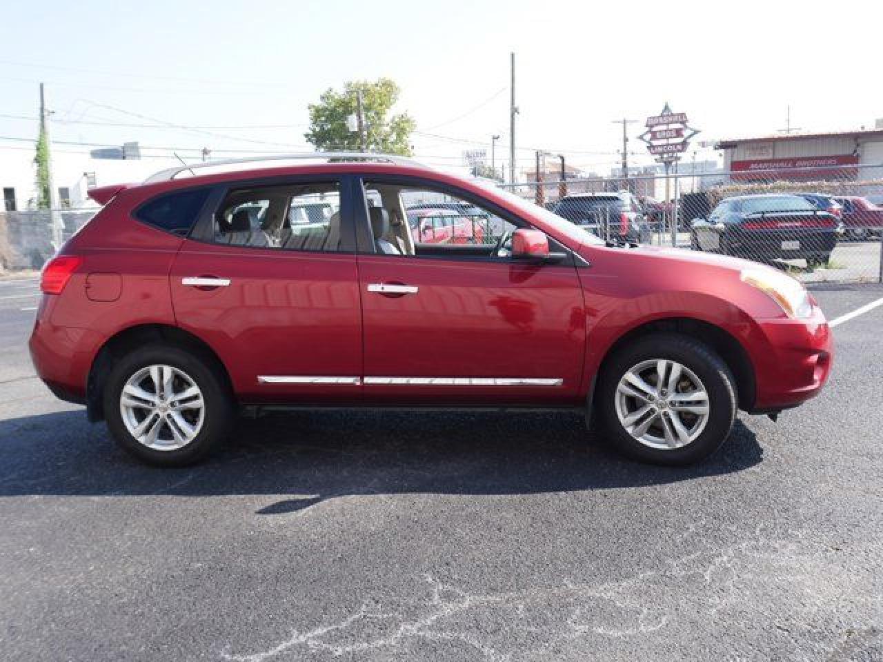 2012 Nissan Rogue S - Фото 4