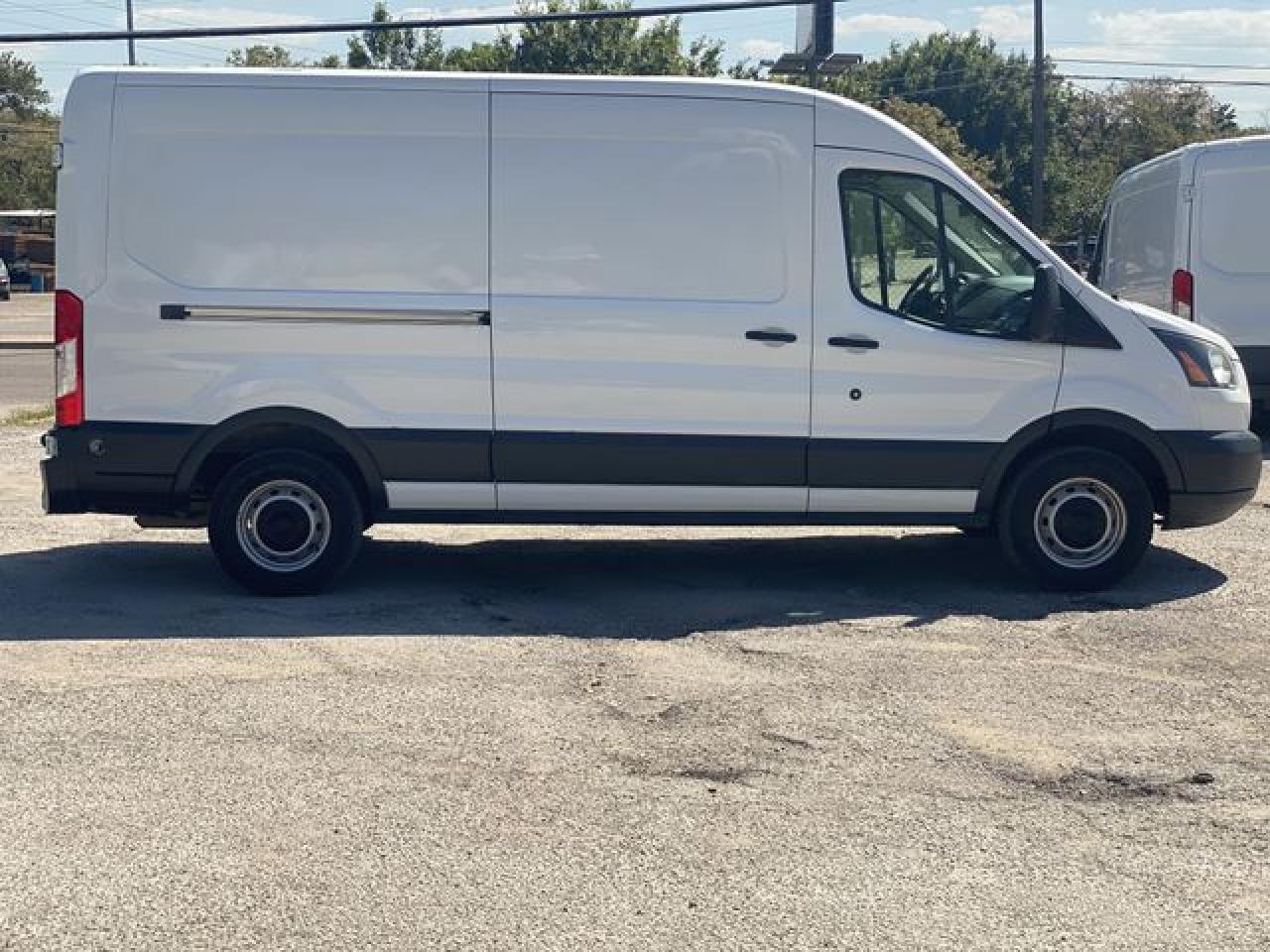 2015 Ford Transit T-150 - Фото 4