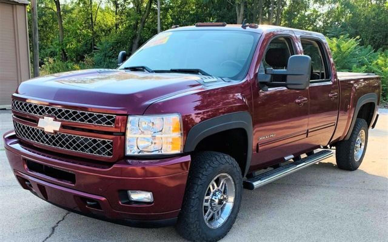 2013 Chevrolet Silverado K3500 Lt - Image 3
