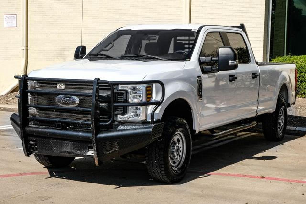 2019 Ford F250 Super Duty - Фото 3