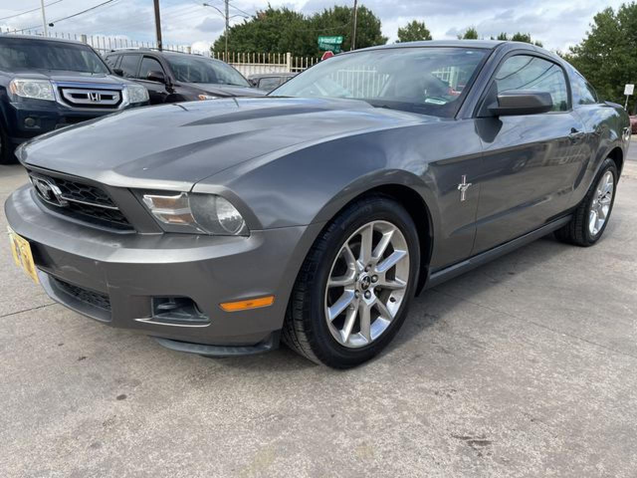 2010 Ford Mustang - Фото 4