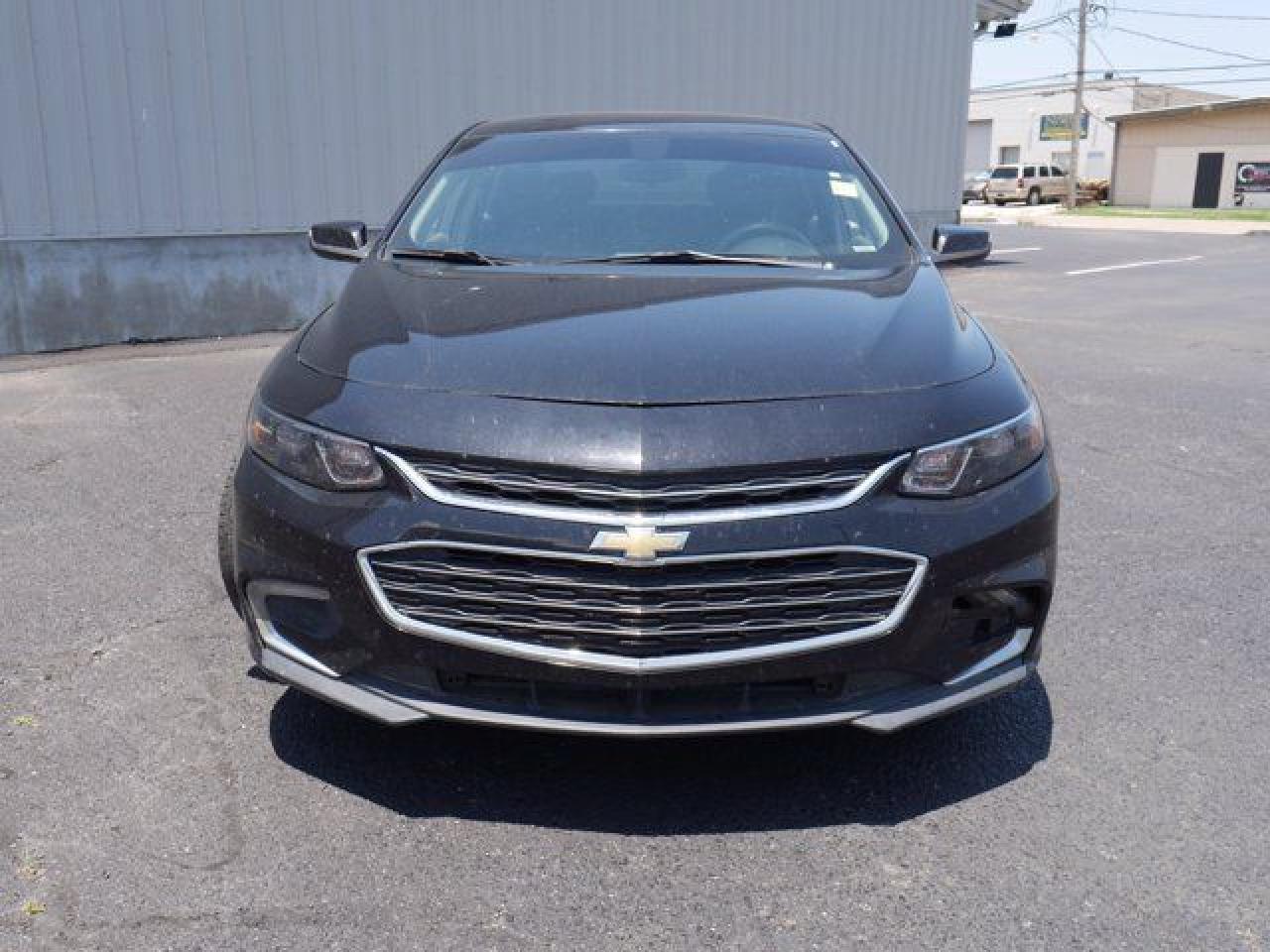 2017 Chevrolet Malibu Lt - Фото 2