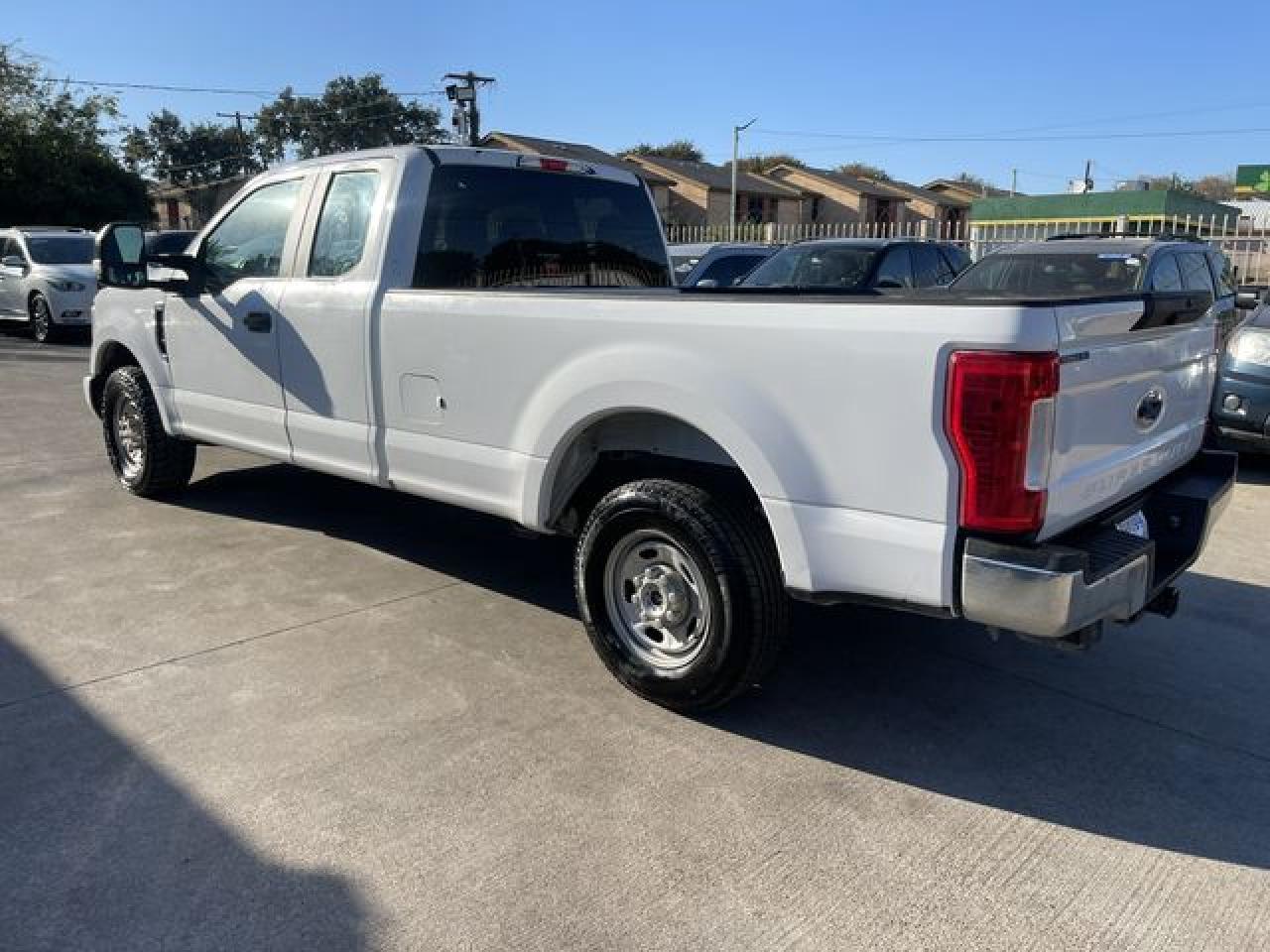 2018 Ford F250 Super Duty - Фото 3
