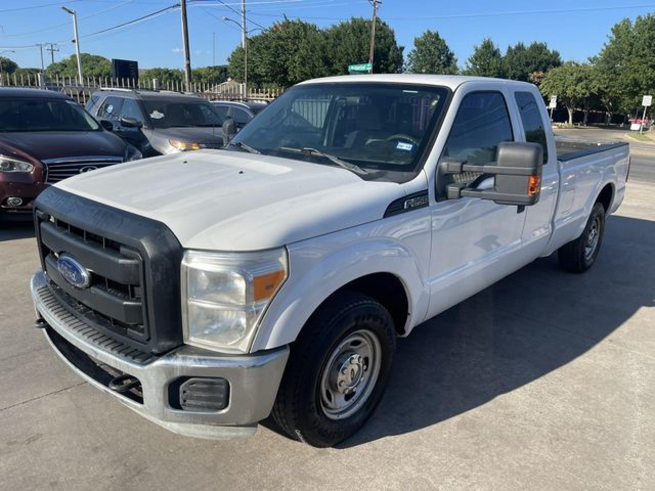 2011 Ford F250 Super Duty - Фото 3