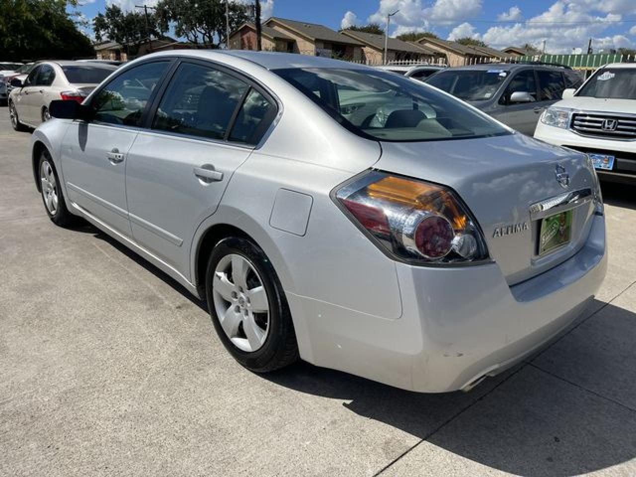 2008 Nissan Altima 2.5 - Фото 2