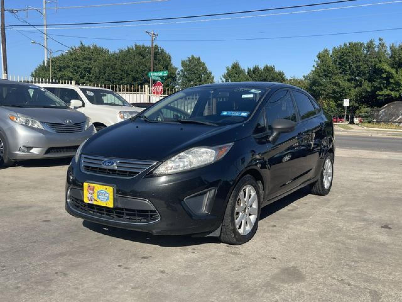 2011 Ford Fiesta Se - Image 5