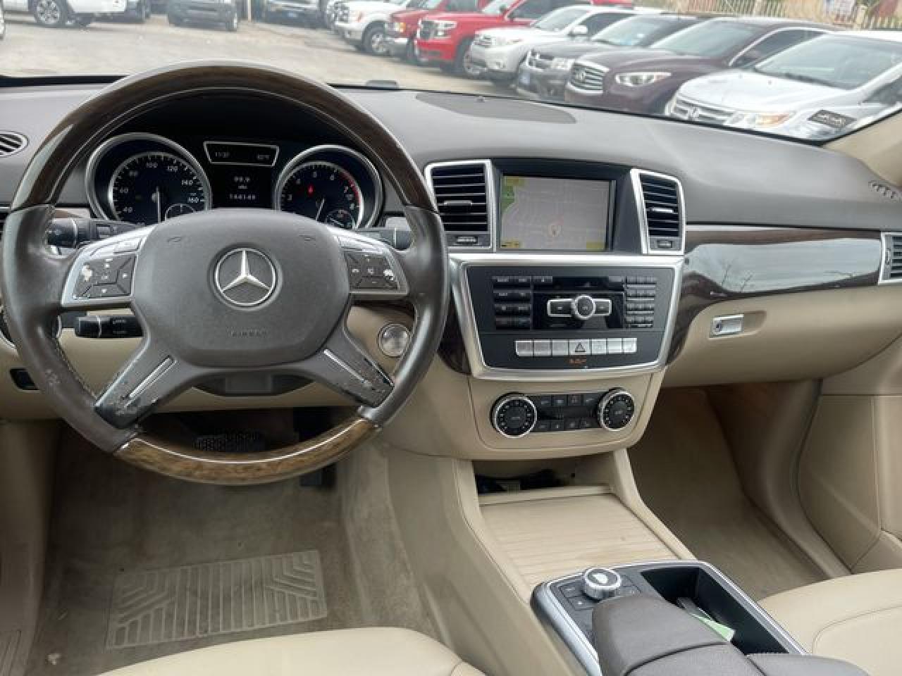2012 Mercedes-Benz Ml 350 4Matic - Image 5