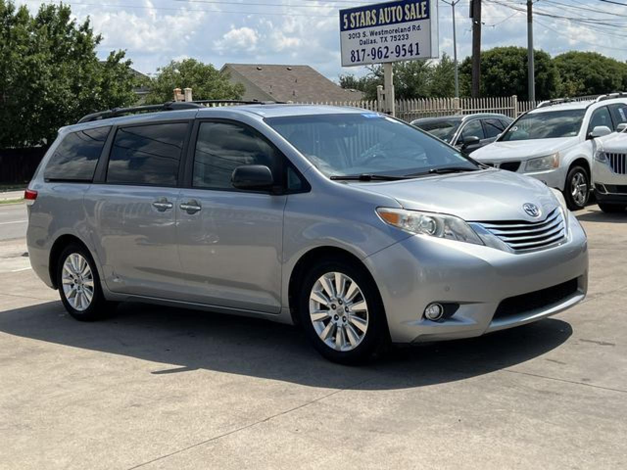 2011 Toyota Sienna Xle - Image 6