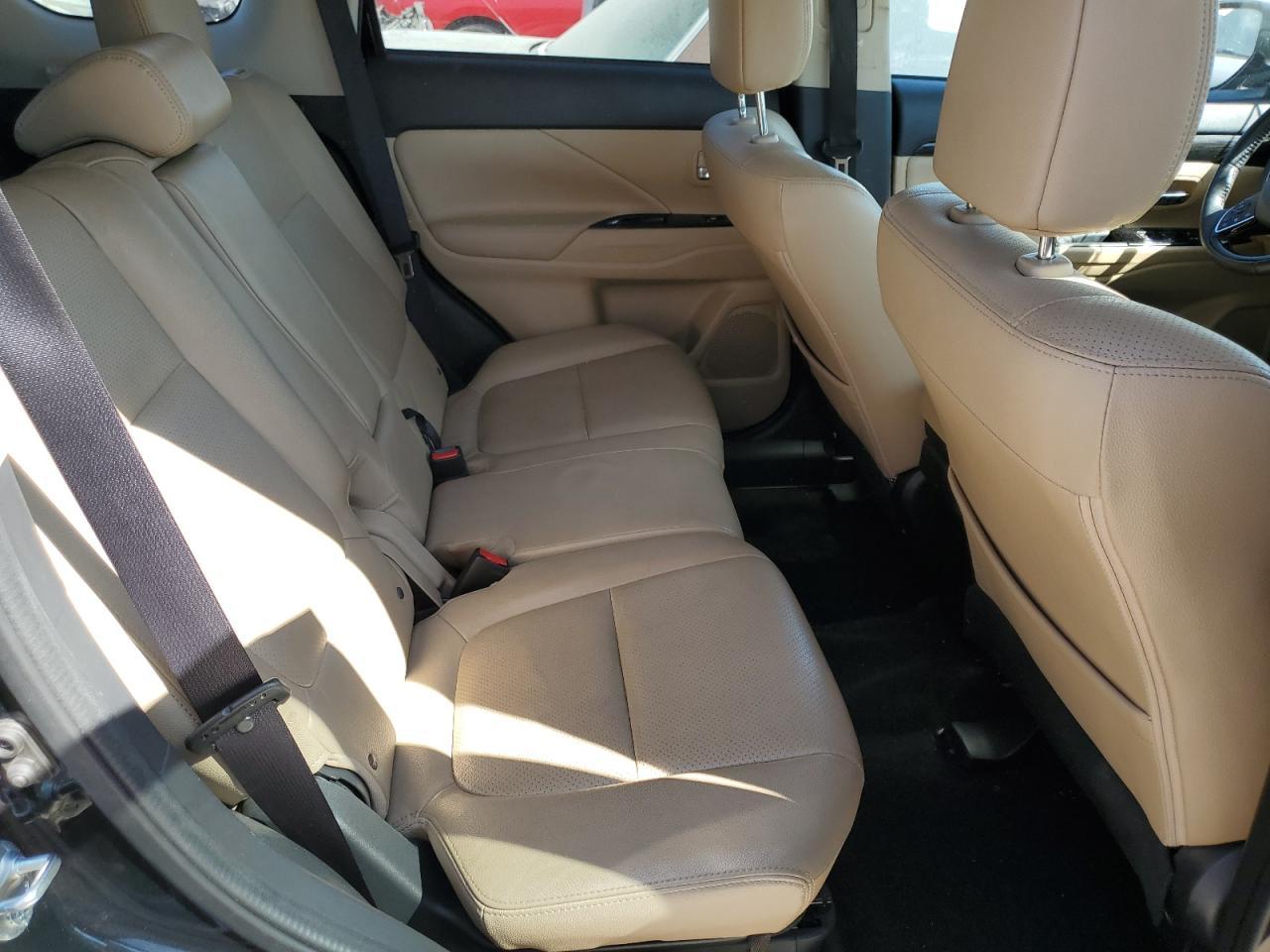 2018 Mitsubishi Outlander Se - Фото 6