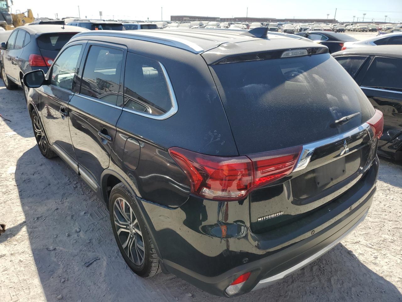 2018 Mitsubishi Outlander Se - Фото 3