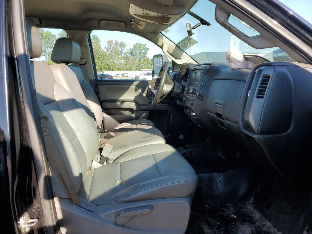 2016 GMC Sierra K3500 - Image 5