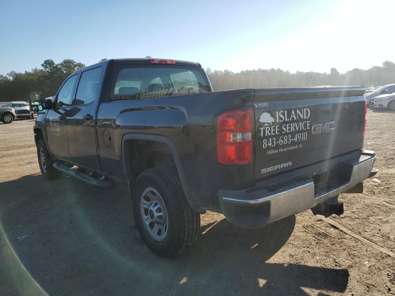 2016 GMC Sierra K3500 - Image 3