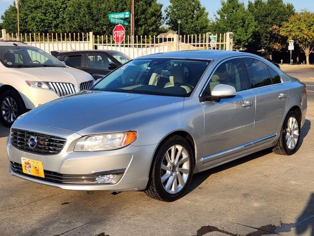 2015 Volvo S80 Premier - Image 4